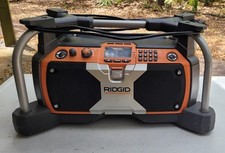 RIGID JOBSITE RADIO R8408 AM/FM/CLOCK IPAD AUX FOR OTHER DEVICES READ DESCRIPT