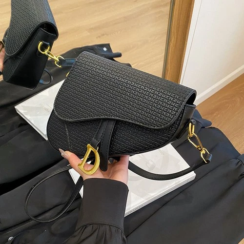 New Women Leather Shoulder Bags Underarm Bag Saddle Shape Pendant Crossbody Bag - Bild 46 von 51