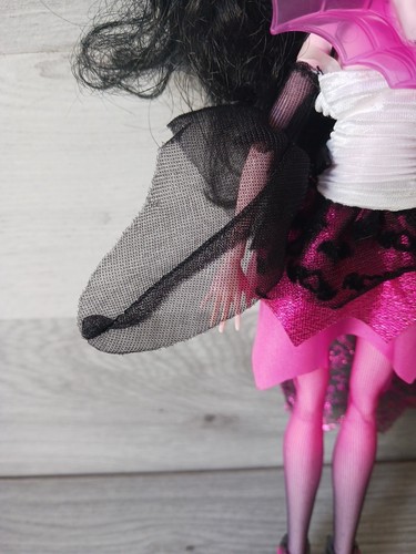 Monster High Doll Draculaura Ghouls Rule Mattel 2008 - Picture 7 of 19