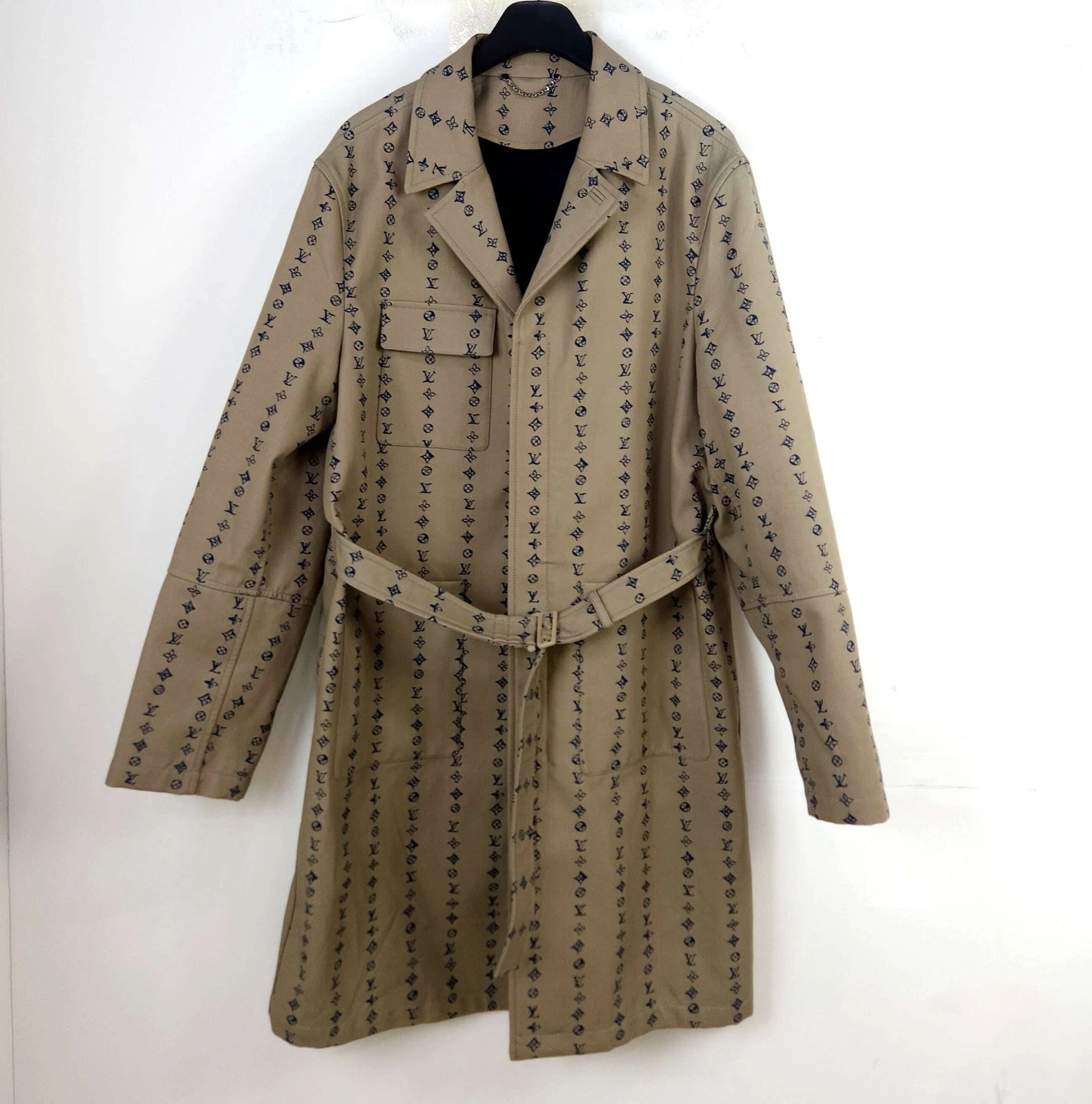 LOUIS VUITTON（LV） Louis Vuitton Cappotto con cintura monogramma a righe 10058 138230249