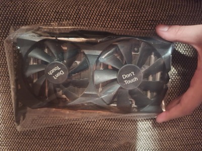 NVIDIA GeForce RTX 2070 Grafikkarte , Ein lüfter defekt sonst einwandfrei