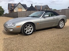 Jaguar XK8 convertible
