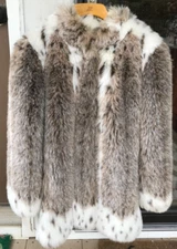 Vintage Foxrun Faux Fur Coat Made in USA sz Medium Fox Run
