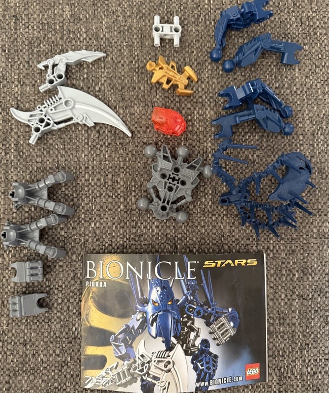 LEGO Bionicle Stars Piraka Set 7137 Complete with Instructions No Box RETIRED