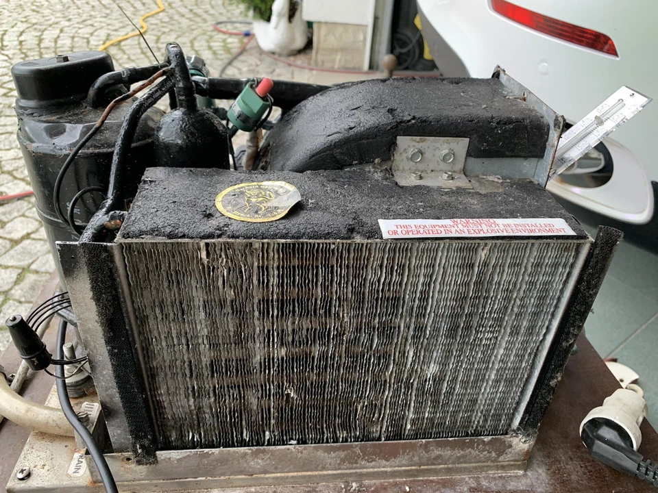 Klimatyzacja Do Lodzi Jachtu. 12000btu 230 Volt Mermaid Marine  Używana. Sprawna