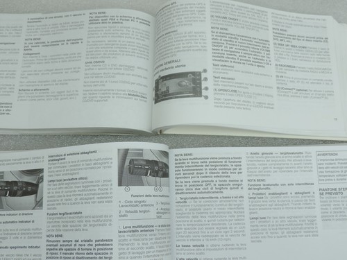 Chrysler Voyager V (RT) Istruzioni d'uso + Navigation Handbook Set in Italiano - Bild 4 von 8