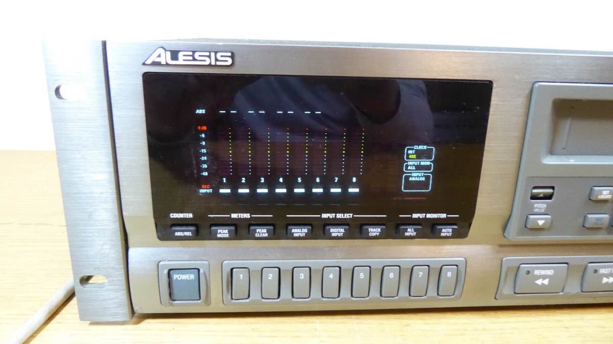 ジャンク品 ALESIS ADAT XT デジタルマルチトラックレコーダー 01 Alesis ADAT XT 8-Track Digital Audio Tape Deck Recorder AS-IS