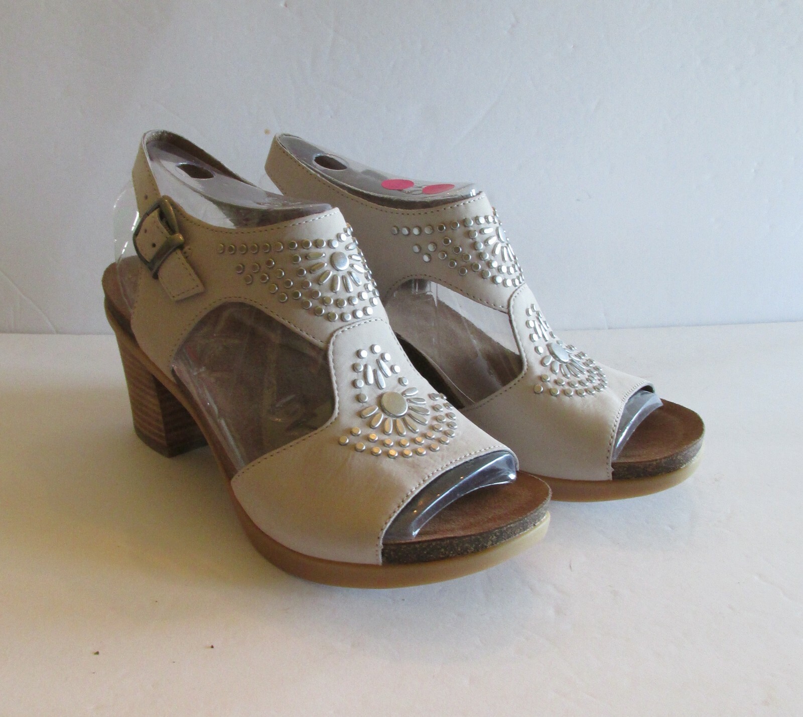 dansko deandra t strap sandal