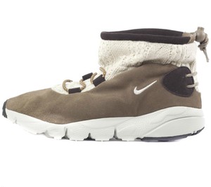 khaki nike womens trainers