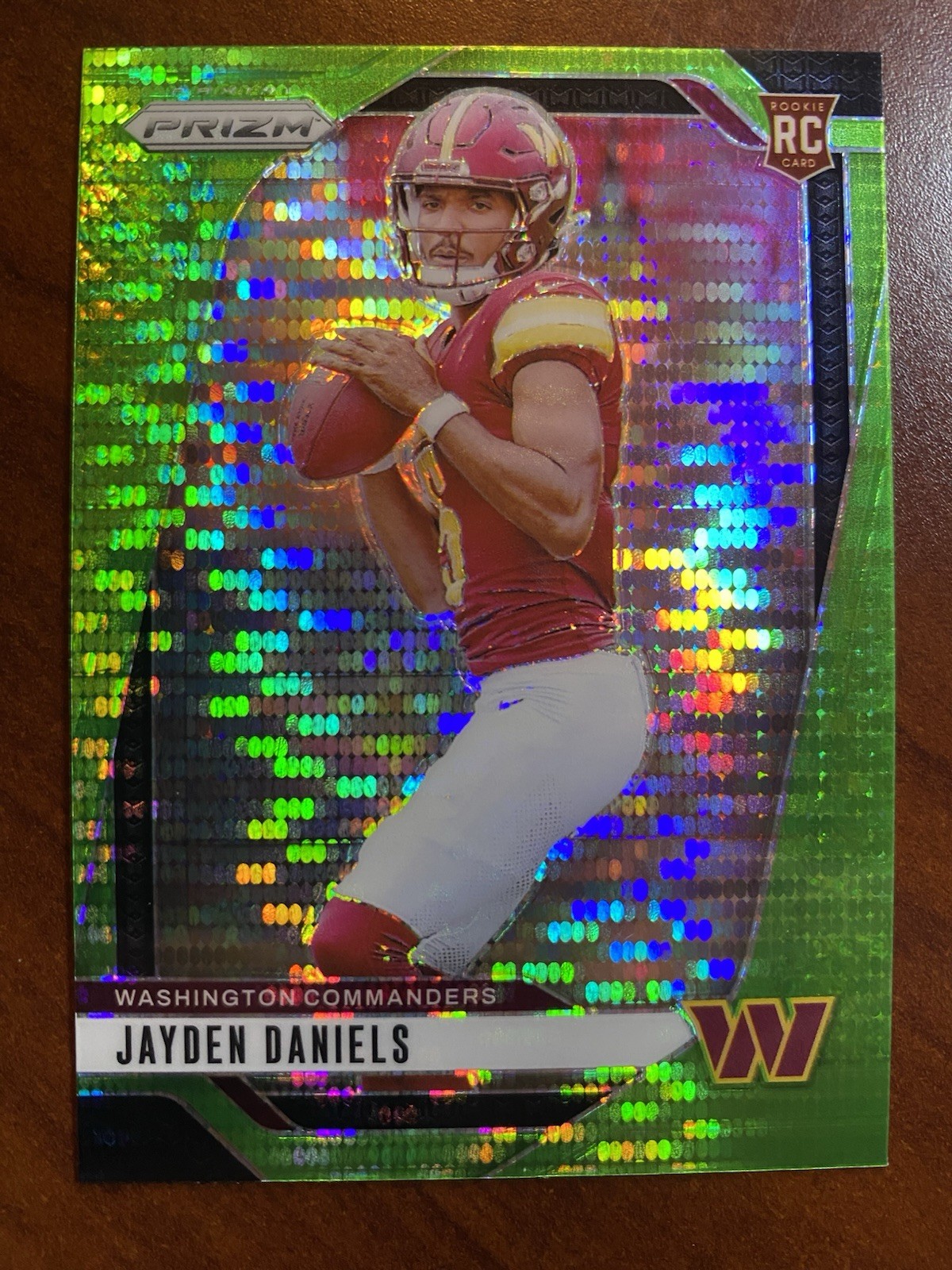 2024 Panini Prizm JAYDEN DANIELS Neon Green Pulsar Prizm Rookie (RC) #347 🔥🔥