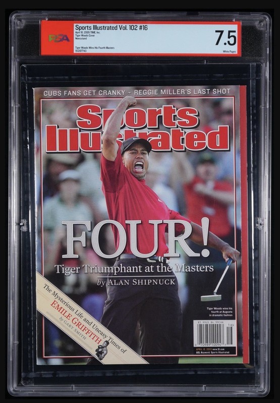 TIGER WOODS Epic Chip On 16 2005 SPORTS ILLUSTRATED NEWSSTAND PSA 7.5