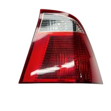 2007 Ford Focus Sedan Oem Right Passenger Side Tail Stop Brake Light Turn Signal