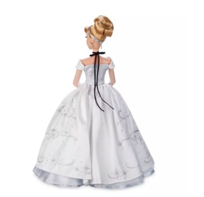 Disney - 今月までのセール中！ Disney's Cinderella 75th Anniversary Limited Edition Doll
