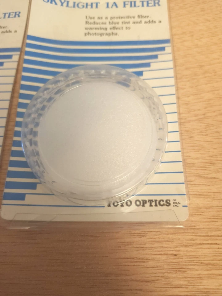 (2) Toyo Optics 52mm SKYLIGHT 1A FILTER VINTAGE BRAND NEW MADE IN JAPAN - Image 3 of 4