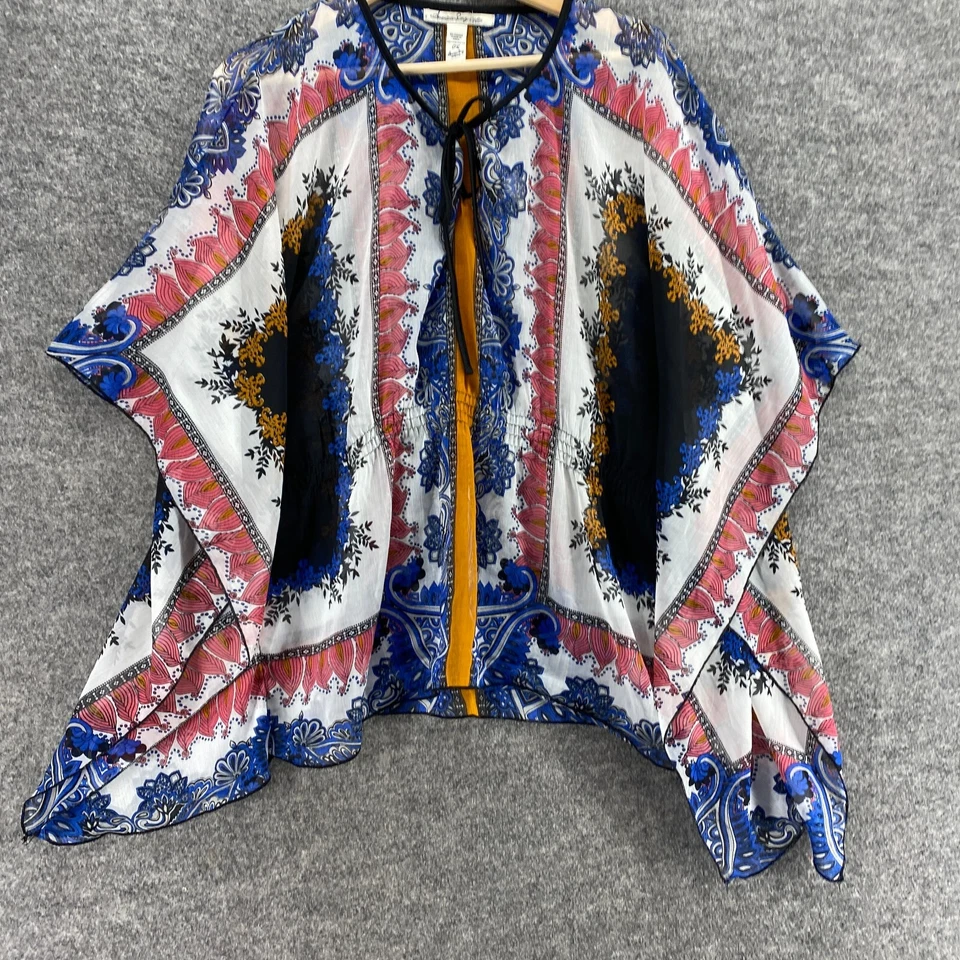 American Rag Cie Blouse Women 0X Plus White Geometric V-Neck 3/4 Sleeve Casual - Image 4 of 4