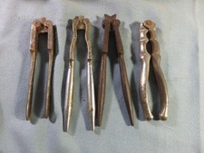 4 différents casse noix noisettes en fer, acier , de 12 à 14 cm