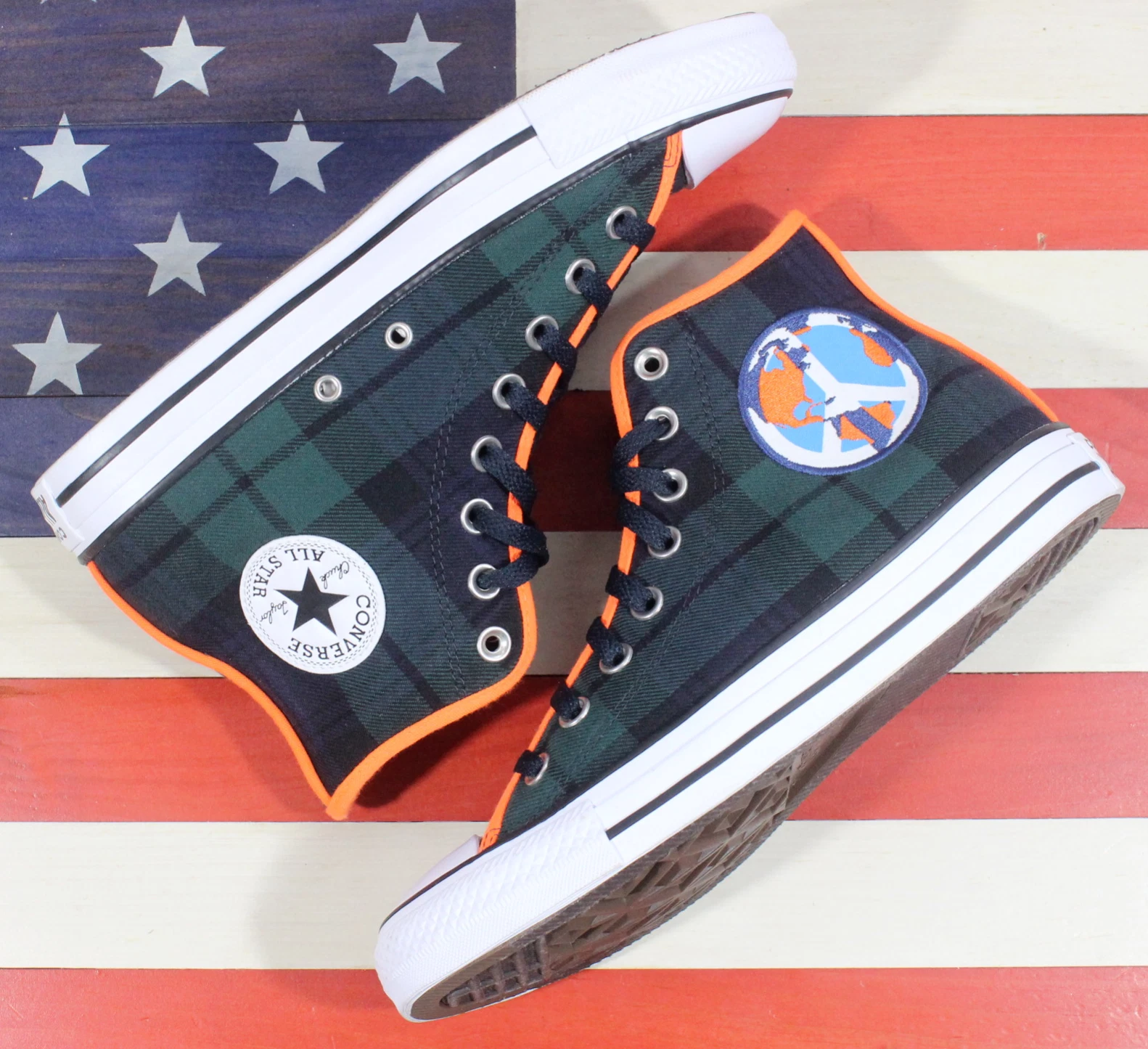 CONVERSE Chuck Taylor ALL-STAR WORLD PEACE Green/White Plaid [167366F] Sneakers