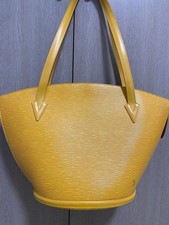 Sale Excellent Condition Louis Vuitton Epi Saint Jacques