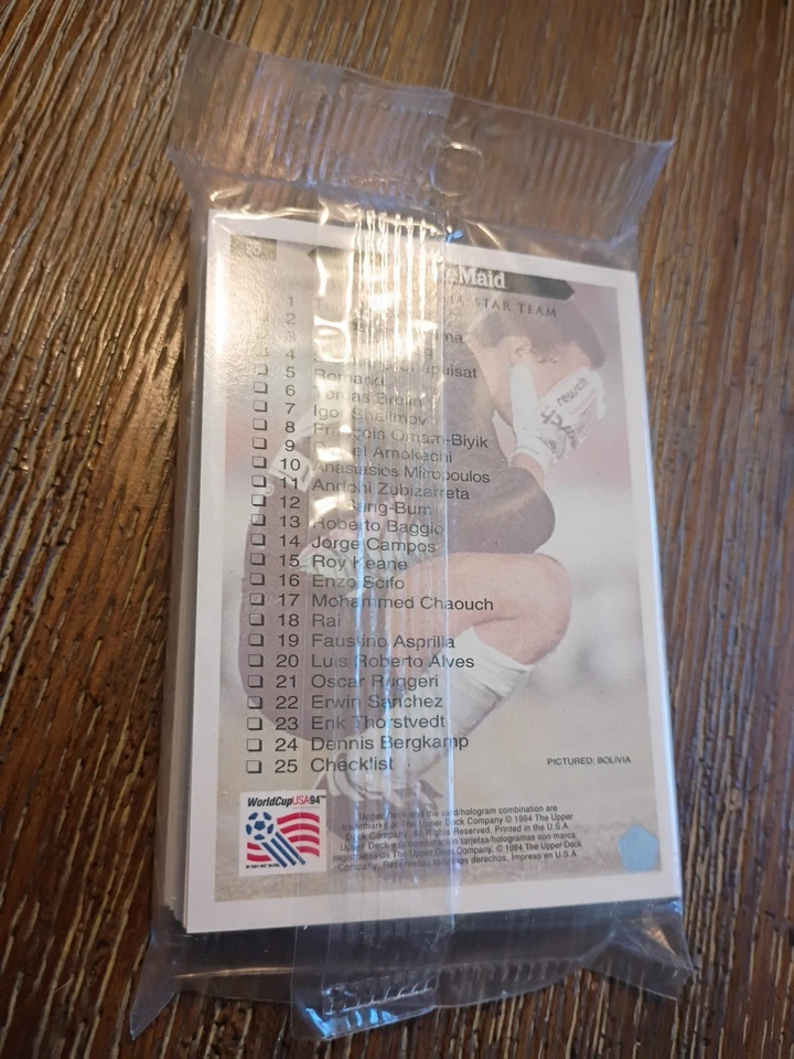 Lot Of World Cup Soccer Cards 1994 Upper Deck 2014 Panini Topps Memorabilia - Image 4 of 4