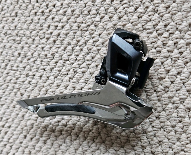 Shimano Ultegra R8000 Front Derailleur 11-Speed Double Braze-On