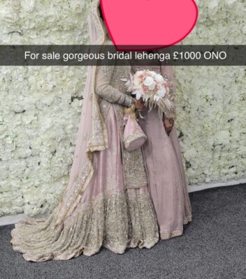 Atemberaubende maßgeschneiderte pakistanische Braut Lehenga Baby Pink & Champagner kostet £2900