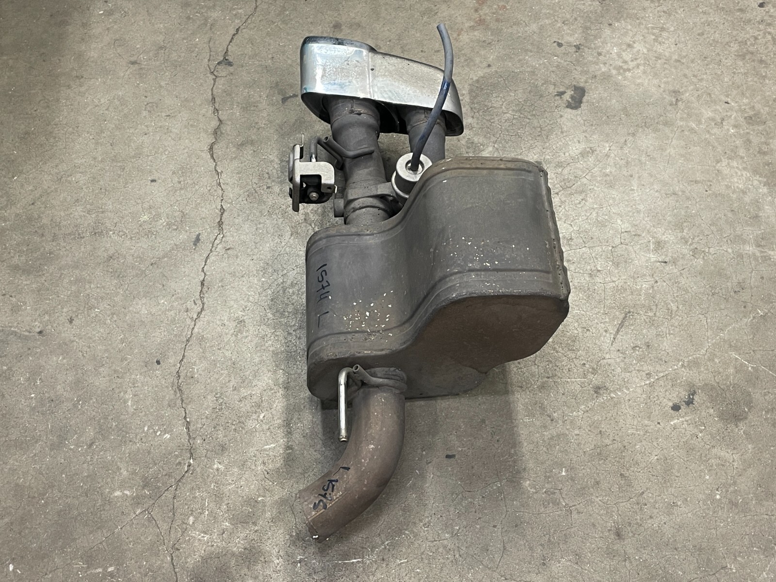 14-17 Maserati Quattroporte GTS Rear Left Exhaust Muffler W/Tip 3.8L 1574 OEM
