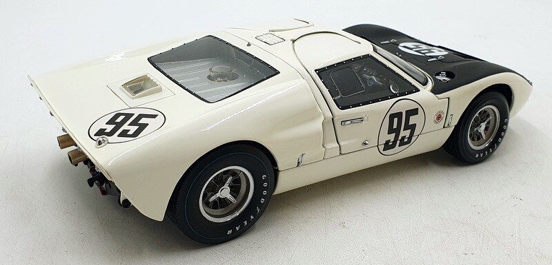 1/18 エグゾト フォード GT40 Mk2 #95 デイトナ 1966