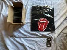 Suntory,Stones Bar Special Gift,Tin Badge Full Set,T-Shirt(L) & Bottle Opener