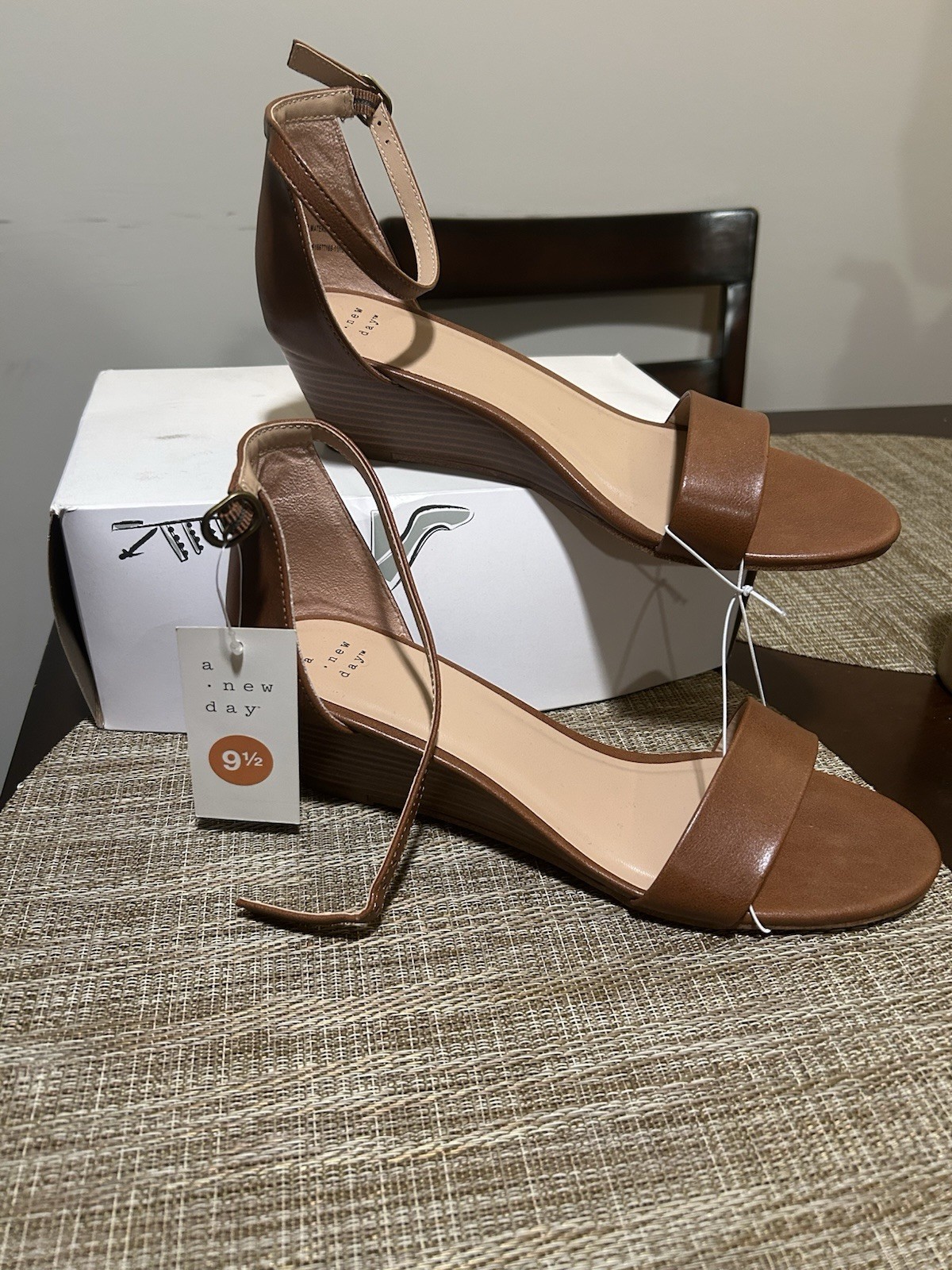 A New Day Women’s Brown Wedge Ankle Strap Buckle Sandals Solid US 9.5