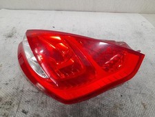 Feu arrière Ford FIESTA