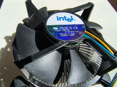 Intel D60188 001 CPU Kühler Kupferkern 12V/0.60A PWM Lüfter LGA 775 getestet