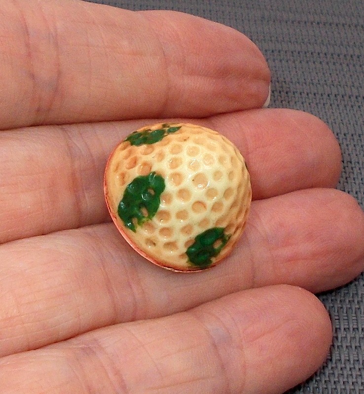 Vintage Realistic Strawberry Button Hollow Celluloid Pink Green 7/8"
