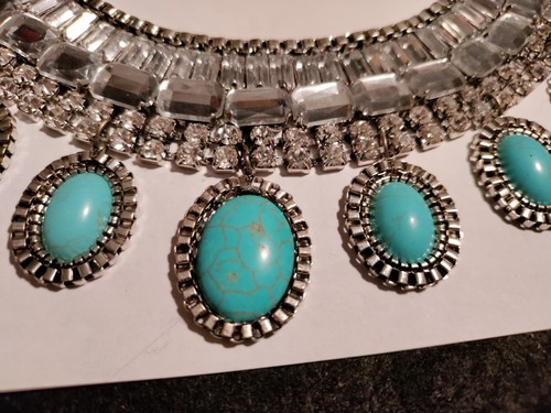 COSTUME NECKLACE CHOKER BIB FAUX TURQUOISE & MIRROR RINESTONES BLING 18" - Picture 4 of 9
