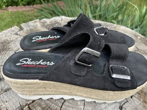 skechers sandals size 7