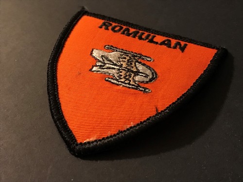 STAR TREK Romulan Shield Patch Bird Of Prey Spaceship Trekkies Rare Vintage - Picture 7 of 8