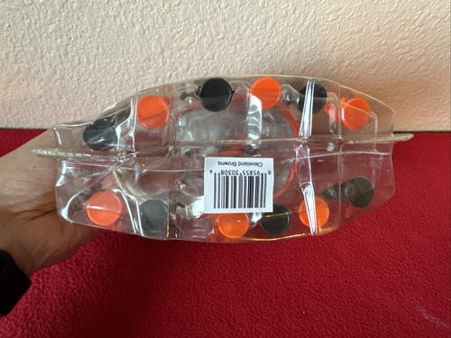 Riddell NFL Mini Helmet of Players NFL Cleveland Browns 24 Payers Desk Toy NEW - Picture 3 of 3
