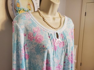 nightgown elaine