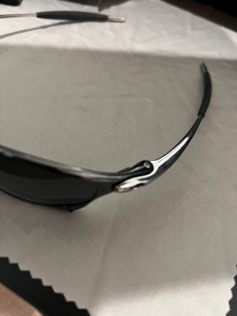 oakley juliet polished & polished carbon combination Fashion oakley juliet polished & polished carbon combination Fashion