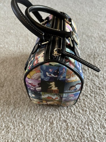 Disney Parks Dooney and Bourke Classics Barrel Bag NEW with Tags - Picture 4 of 6