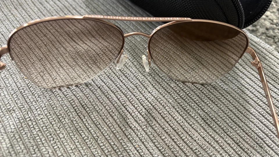 Óculos de sol unissex Barton Perreira Chevalier prata  - Imagem 3 de 4