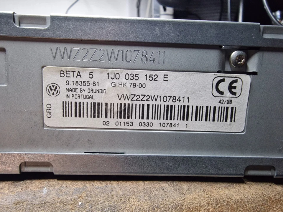 Volkswagen Beta V / 5 Autoradio Werksradio Kassettenradio Original VW - Bild 3 von 3