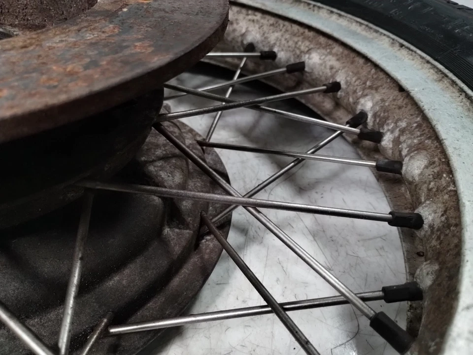 Задний обод колеса 1976 Moto Guzzi Convert V1000 ПРЯМОЙ (без шины) BORRANI 18 дюймов - Изображение 4 из 4