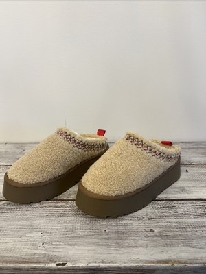 Tazz Platform Clog Slipper | UGG/Birkenstock Alternative | Cottagecore Embroide