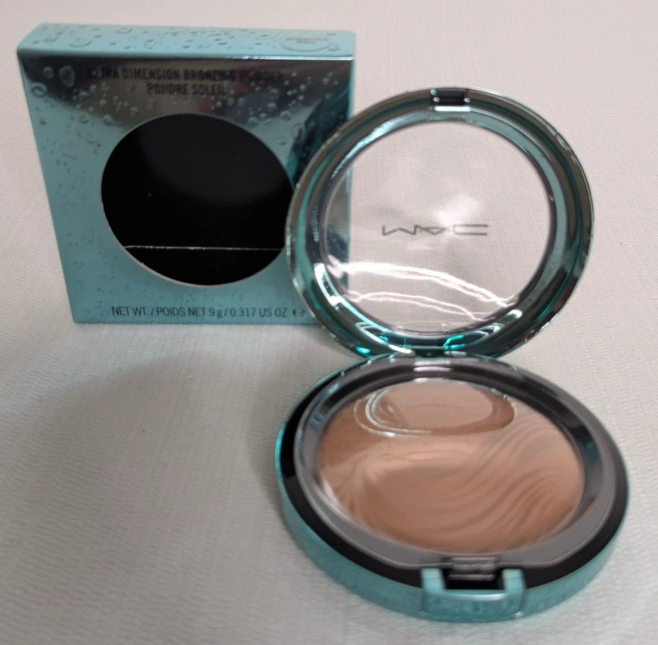 MAC Alluring Aquatic “Aphrodite’s Shell” Extra Dimension Bronzing Powder 9g 0.31 - Image 2 of 4