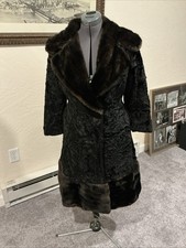 Vintage Women  s Dark Brown Faux Fur Coat Lined Hook Closure Size Estimate S-M 8