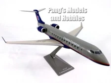 Bombardier CRJ200 (CRJ-200) United Express 1/100 Scale Plastic Model