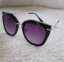 Kenneth Cole Reaction Black  Gold Cat Eye Sunglasses-Gradient Lens- KC1364