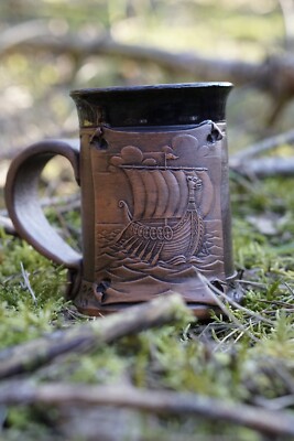 Boat Sets Sail Handgemachte Wikinger Ton KeramikkrugThors Hammer Becher  Vikings
