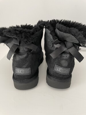 UGG Boots Mini Bailey Bow ll