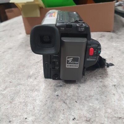 Samsung SCL700 NTSC HI8 HI-8 8mm Video8 Camcorder Only / No